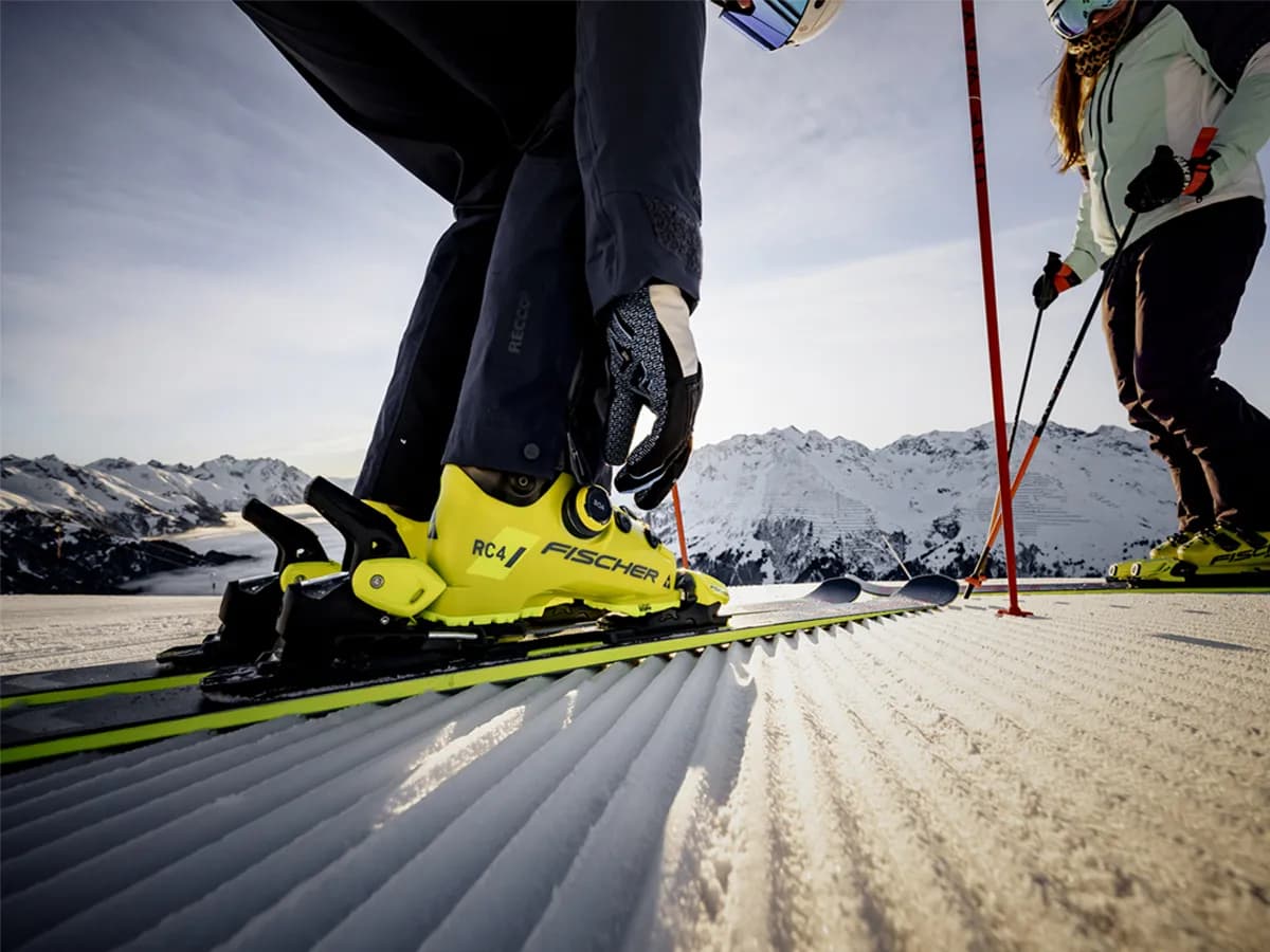 Jak wybrać idealne buty narciarskie i uniknąć błędów przy zakupie