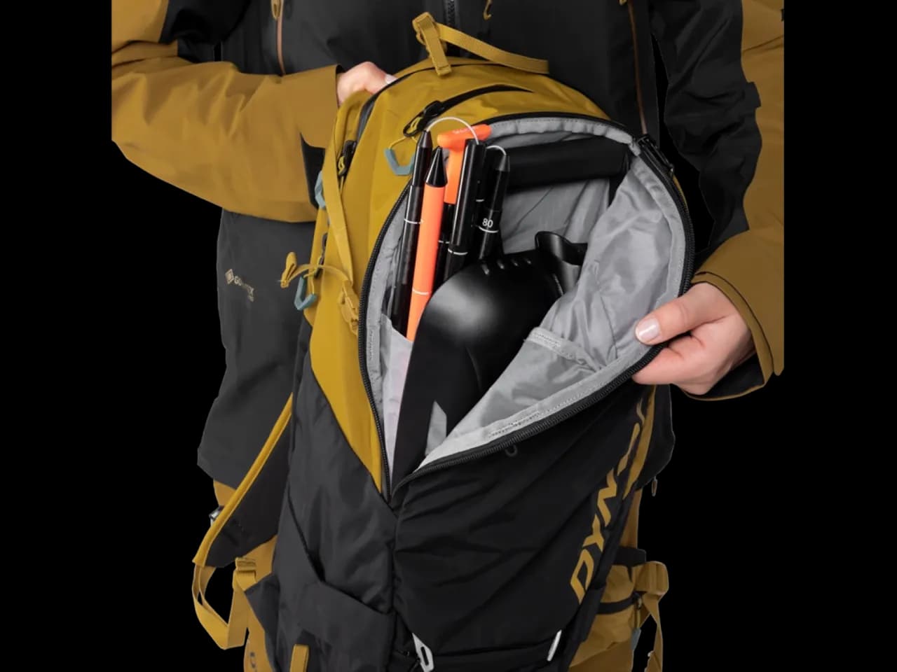 Plecak Dynafit: Idealny plecak na zimowe wędrówki i sporty